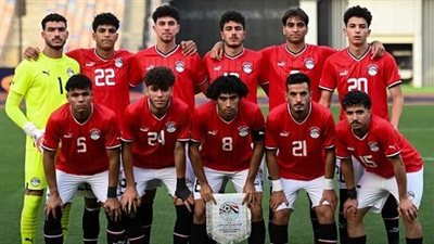 المنتخب الوطني تحت 20 سنة بالزي التقليدي امام جنوب افريقيا بافتتاح كأس الأمم