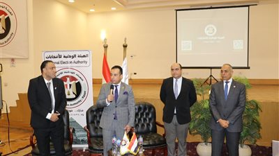بالتعاون مع وزارة الشباب.. الوطنية للانتخابات تنظم ندوة توعوية لتعزيز الوعي السياسي لدى شباب العمال 