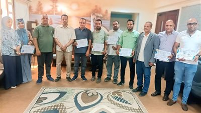 تكريم منسقي الإعلام لتميزهم في تغطية فعاليات حفل ومعرض ختام الأنشطة التربوية بتعليم نجع حمادي 2025 | صور