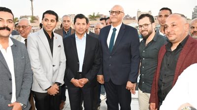 وزير الشباب والرياضة يفتتح مركز تخاطب وقاعة مناسبات ضمن مشروعات شبرا الخيمة