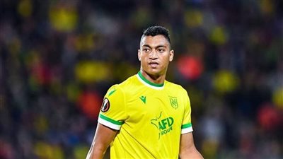 نجم الأهلي يشيد بصفقات المارد الأحمر ويوضح حقيقة التعاقد مع مصطفى محمد 