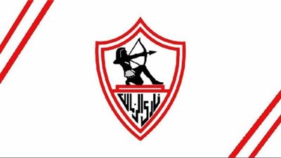 حسين لبيب يعد لاعبي الزمالك بمكافآت وتحفيز قبل مواجهة المصري