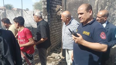 السيطرة علي حريق بمخزن إعادة تدوير بلاستيك في قرية الزرابي بأسيوط
