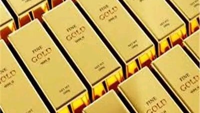 أسعار الذهب تواصل التراجع والفضة تسجل هبوطًا حادًا بأكثر من 3% 