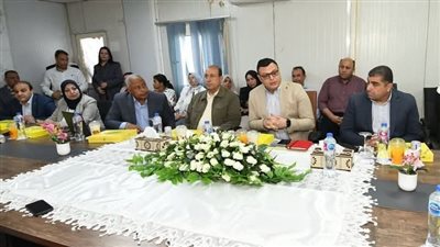 وزير الإسكان يشدد على ضرورة الانتهاء من مشروع حدائق تلال الفسطاط