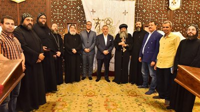 محافظ أسيوط يزور دير المحرق ويشيد بدوره في تنشيط مسار العائلة المقدسة بالمحافظة