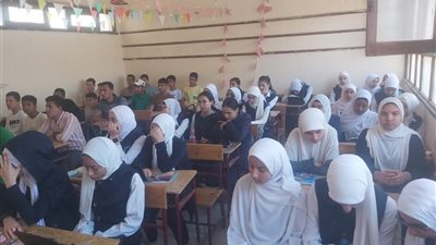 محافظ أسيوط يؤكد: الانضباط المدرسي واجب مشترك بين الأسرة والمدرسة