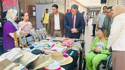 المشرف العام على 