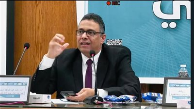  عميد إعلام الأزهر: الإعلام الصحي في خطر بسبب تحديات رقمية.. وهذه خطة المواجهة