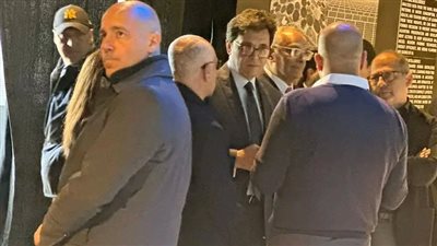 وزير الثقافة يفتتح الجناح المصري في 