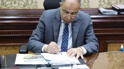 محافظ المنيا يعتمد نتيجة مسابقة الوظائف الإشرافية بمديرية التربية والتعليم