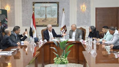 خلال اجتماعهما..  