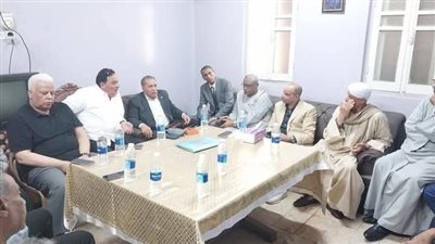 اللواء هشام الشعيني يعقد اجتماعًا بقيادات وكوادر حزب الجبهة الوطنية بقنا 