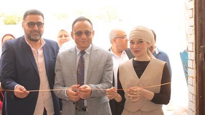 فنون جميلة أسيوط تنظم معرضاً فنياً حول 