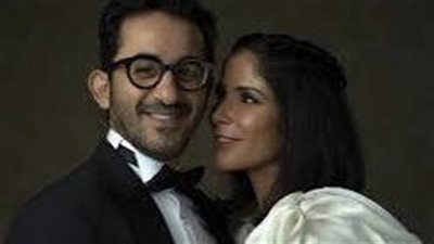بفيديو مثير.. أحمد حلمي ومنى زكي يحتفلان بمرور 23 عامًا على زواجهما