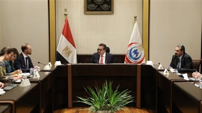 وزير الصحة يناقش مع رئيس بعثة منظمة 
