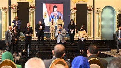وزير الشباب والرياضة يشهد احتفال الاتحاد العام لشباب العمال بعيد العمال
