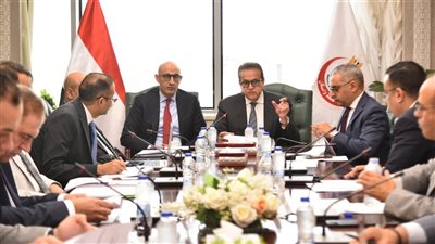 وزيرا الصحة والتعليم يناقشان تعديل قانون التعليم لتحقيق تطوير شامل ومستدام