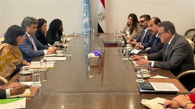 وزير الصحة يلتقي رئيس مجلس إدارة التحالف العالمي للقاحات والتطيعمات (جافي) لتنفيذ آليات صناعة اللقاحات