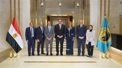رئيس هيئة الاعتماد والرقابة الصحية يبحث مع اتحاد المستشفيات العربية سبل تعزيز جودة الرعاية الصحية عربياً