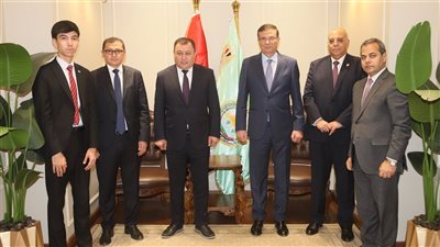 لتعزيز التعاون الزراعي المشترك.. وزير الزراعة يستقبل وفدًا رفيع المستوى من أوزبكستان