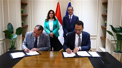 تعاون بين وزارتي الاتصالات والتنمية المحلية لدعم التحول الرقمي في الريف المصري