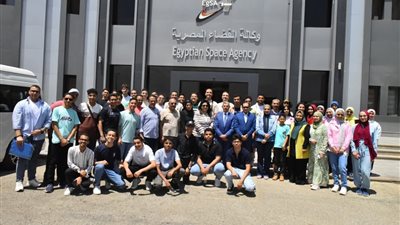 محافظ أسيوط يشهد انطلاق برنامج زيارات علمية لوكالة الفضاء المصرية لتعزيز ثقافة الابتكار