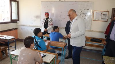 محافظ القليوبية: 120413 طالب وطالبة يؤدون امتحانات الشهادة الاعدادية داخل 446 لجنة في محافظة القليوبية