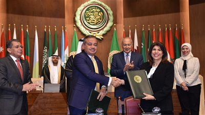 تكريم الرئيس التنفيذي لمصرف أبو ظبي الإسلامي – مصر كأحد أبرز قادة الاستدامة في العالم العربي