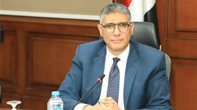 وقف إجازات الأطباء البيطريين والعاملين بالمجازر والمختصين بالتفتيش على اللحوم خلال إجازة عيد الأضحى بالجيزة 