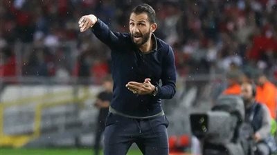 الزمالك في مفاوضات مع عادل رمزي لتدريب الفريق