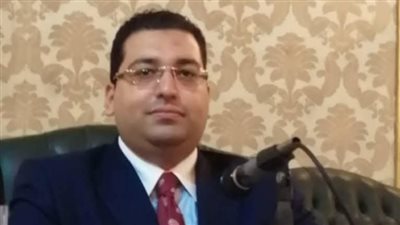 استاذ قانون: زواج فاقدي الأهلية العقلية باطل قانوناً..زواج عريس مصاب بمتلازمة داون