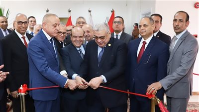 رئيس مجلس الدولة ومحافظ الأقصر يفتتحان مكتب توثيق الشهر العقاري بمجمع محاكم مجلس الدولة