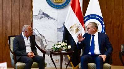 تعزيز التعاون المشترك فى قطاعي البترول والتعدين مع مجموعة السويدي إليكتريك