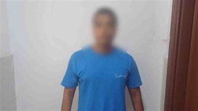 ضبط شخص اعتدى على فتاة أمام مسجد في دمياط بعد تداول مقطع فيديو على مواقع التواصل
