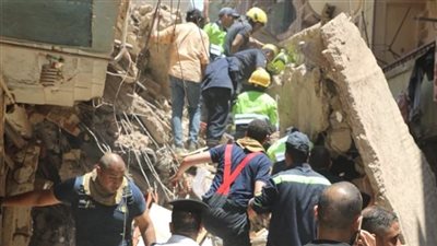 عقار مخالف ينهار جزئيًا بالإسكندرية.. والإسعاف تنقل 11 مصابًا للمستشفى