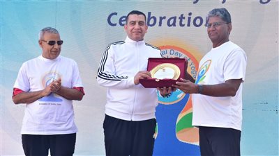 بالصور..سفارة الهند تحتفل باليوم العالمي اليوجا  فى الزمالك 