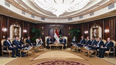 وزير الداخلية يلتقي نظيره الصربي ويوقع مذكرة تفاهم في مجال مكافحة الجريمة