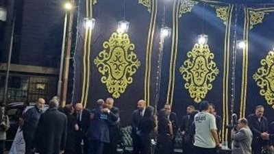 ماجد المصري ومادلين مطر وطارق علام في وداع والد تامر عبد المنعم
