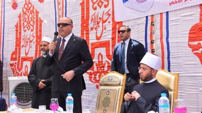 وزيرا العمل والأوقاف يفتتحان ملتقى توظيف في 
