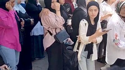 لاسهل ولاصعب .. تباين اراء طلاب الثانويه العامه بكفر الشيخ عن الانجليزى 