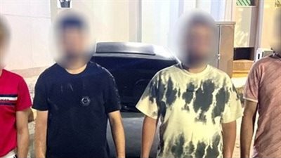 القبض على 5 متهمين اعتدوا على مالك كافيه بالجيزة بسلاح أبيض بسبب خلاف مالي