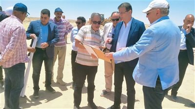وزير الزراعة يثمن جهود الباحثين ويطالبهم ببذل المزيد من الجهد لتحقيق التنمية
