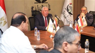 “الجبهة الوطنية” يجتمع بمرشحي الحزب في انتخابات الشيوخ لوضع اللمسات الأخيرة