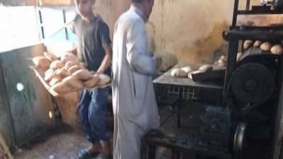 ضبط 388 مخالفة متنوعة فى مجال المخابز البلدية والأسواق بأسوان