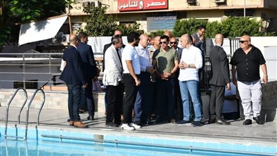 وزير الرياضة ومحافظ القاهرة يتفقدان مركز شبرا الرياضي