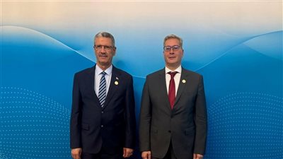 وزير البترول يعقد جلسة مباحثات مع وزير النفط العراقي لبحث تعزيز التعاون المشترك