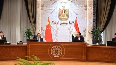 رئيس الوزراء ورئيس مجلس الدولة الصيني يناقشان القضايا والموضوعات ذات الاهتمام المشترك
