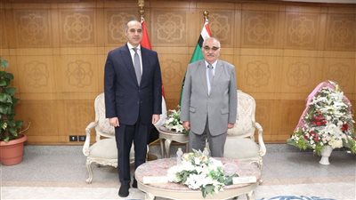وزير الشئون النيابية يزور رئيس هيئة قضايا الدولة لتهنئته بمنصبه