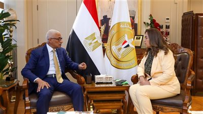 وزيرة التنمية المحلية تتابع خطة شمال سيناء الاستثمارية وجهود إزالة التعديات
